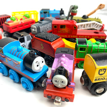 Load image into Gallery viewer, Toy Trains &amp; Tracks