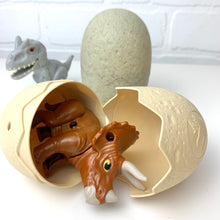 Load image into Gallery viewer, Camp Cretaceous Dinosaur &amp; Egg